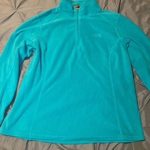 The North Face Women’s fleece 1/4 zip